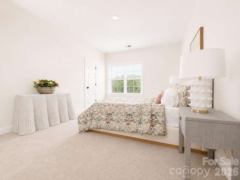 1224 Sharon Amity Road, Charlotte, NC 28211.  MLS# CAR4398923, YatesRealty ID 34326. 