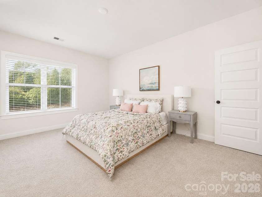 1224 Sharon Amity Road, Charlotte, NC 28211.  MLS# CAR4398923, YatesRealty ID 34326. 