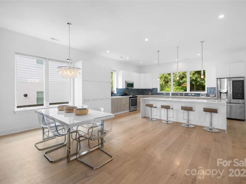 1627 Rama Road, Charlotte, NC 28211.  MLS# CAR4287612, YatesRealty ID 34326. 