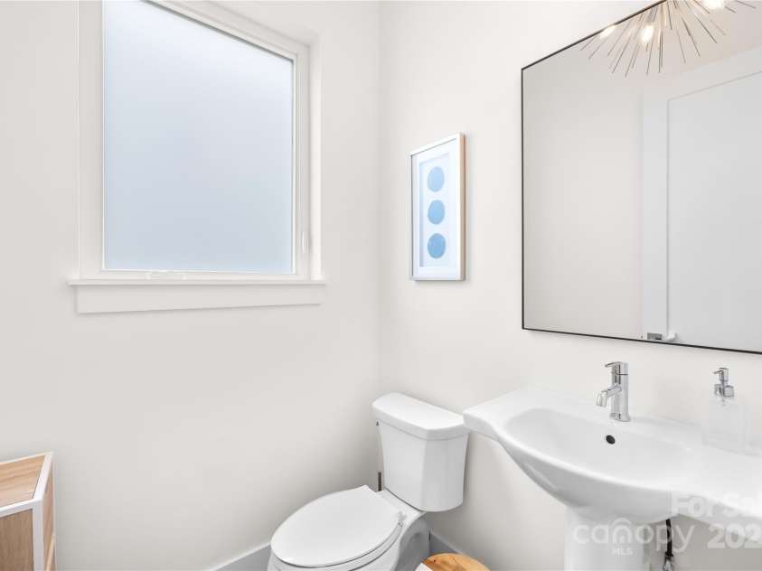 1627 Rama Road, Charlotte, NC 28211.  MLS# CAR4287612, YatesRealty ID 34326. 