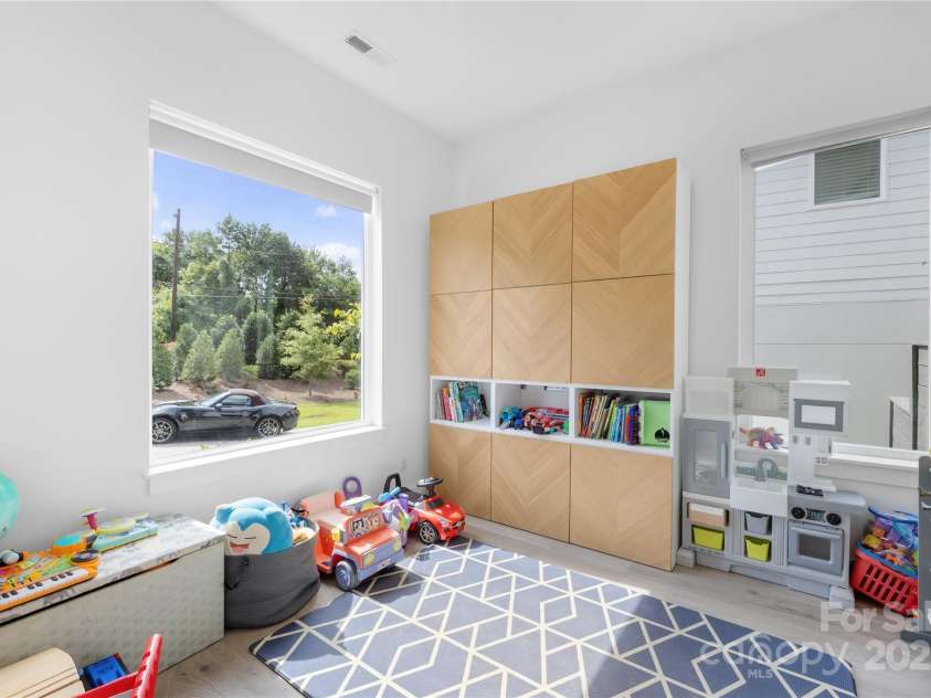 1627 Rama Road, Charlotte, NC 28211.  MLS# CAR4287612, YatesRealty ID 34326. Office/flex space on main level