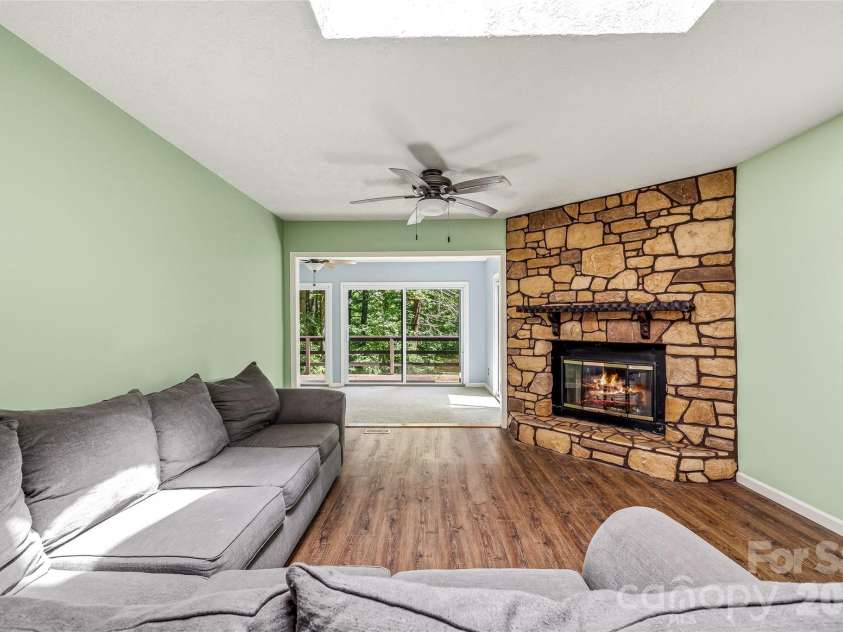 27 Unity Court, Etowah, NC 28729.  MLS# CAR4398907, YatesRealty ID 34327. 