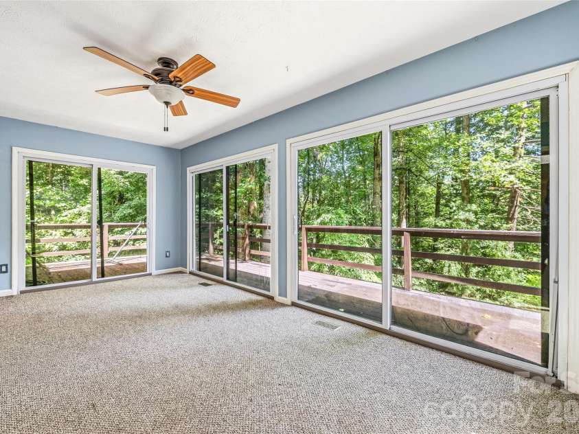 27 Unity Court, Etowah, NC 28729.  MLS# CAR4398907, YatesRealty ID 34327. 