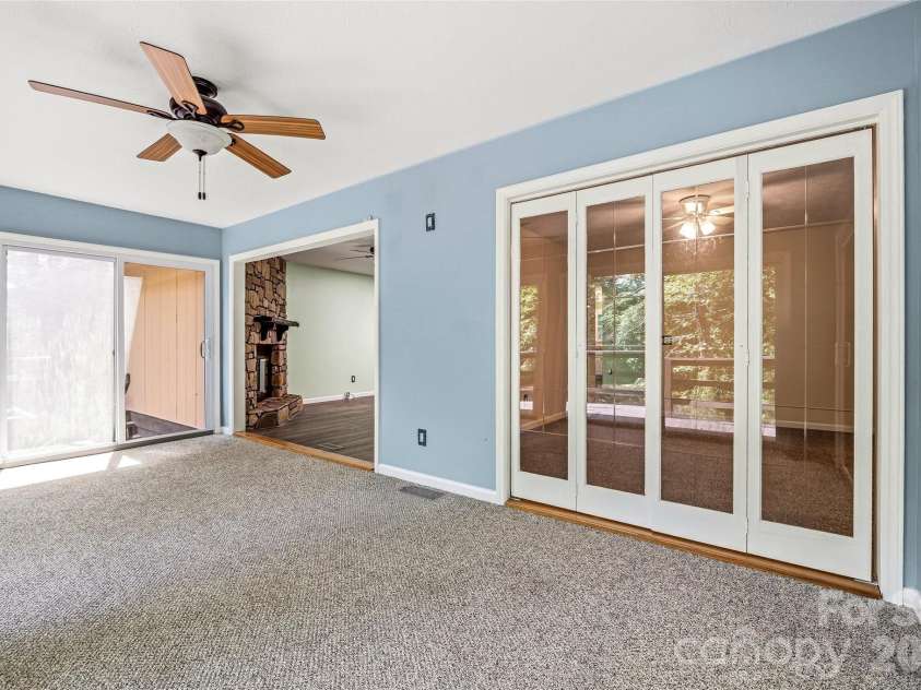 27 Unity Court, Etowah, NC 28729.  MLS# CAR4398907, YatesRealty ID 34327. 