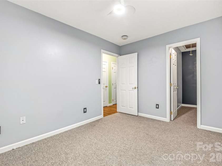 27 Unity Court, Etowah, NC 28729.  MLS# CAR4398907, YatesRealty ID 34327. 