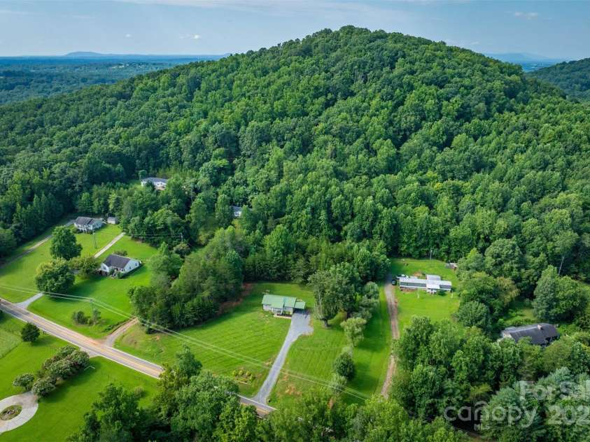 4521 Burns Road, Granite Falls, NC 28630.  MLS# CAR4288952, YatesRealty ID 34327. 