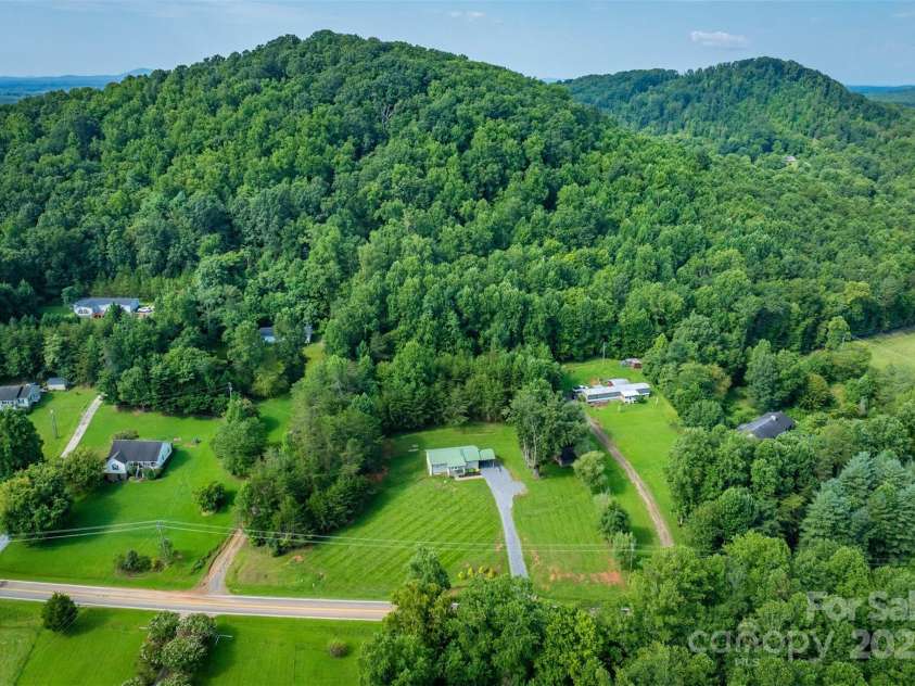 4521 Burns Road, Granite Falls, NC 28630.  MLS# CAR4288952, YatesRealty ID 34327. 