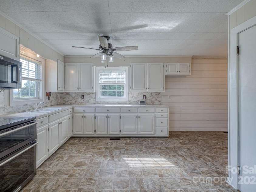 4521 Burns Road, Granite Falls, NC 28630.  MLS# CAR4288952, YatesRealty ID 34327. 