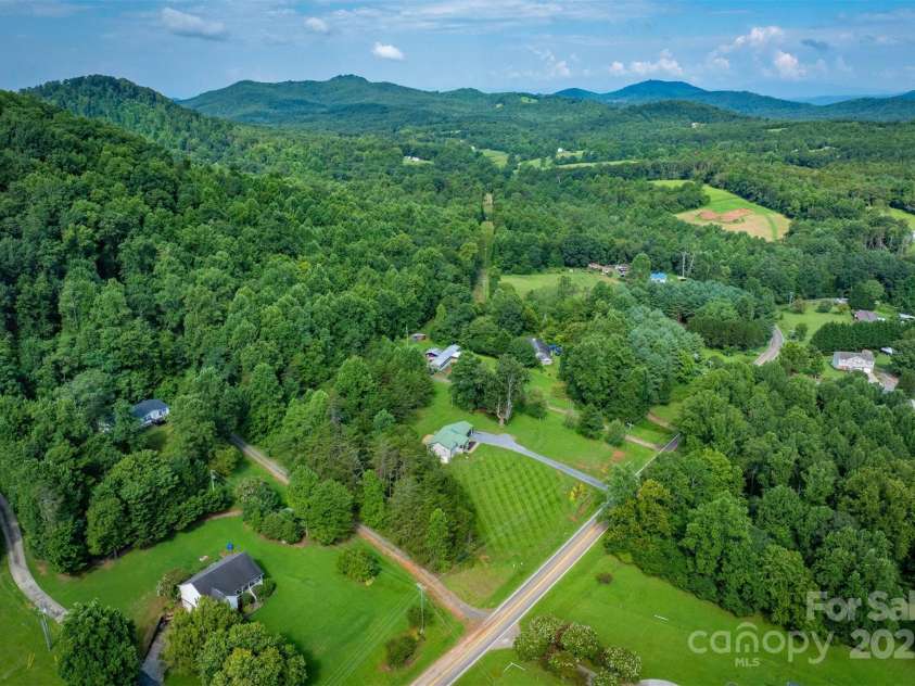 4521 Burns Road, Granite Falls, NC 28630.  MLS# CAR4288952, YatesRealty ID 34327. 