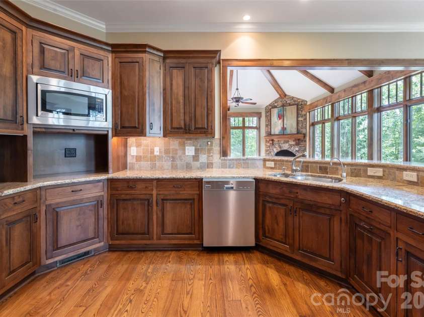 1116 Perch Fly Court, Biltmore Lake, NC 28715.  MLS# CAR4396346, YatesRealty ID 34328. 