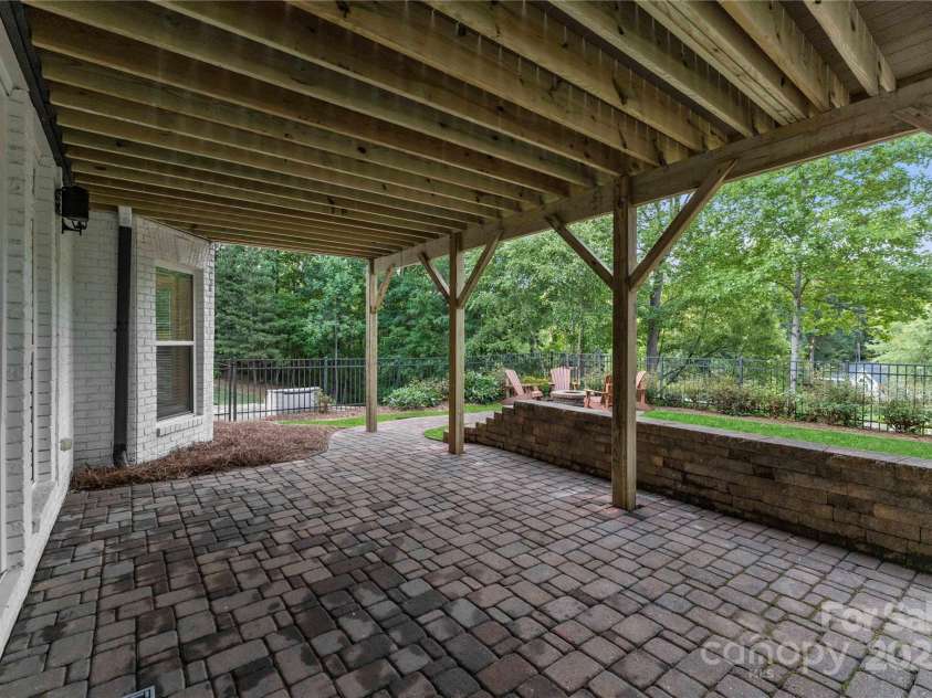 578 Normandy Road, Mooresville, NC 28117.  MLS# CAR4292446, YatesRealty ID 34328. 