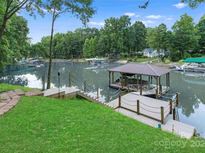 578 Normandy Road, Mooresville, NC 28117.  MLS# CAR4292446, YatesRealty ID 34328. 