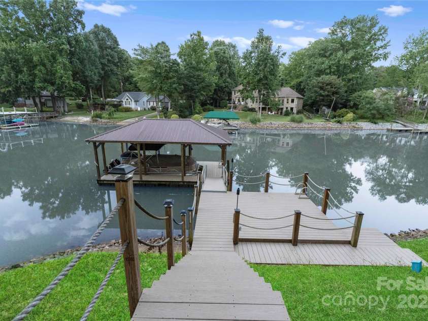 578 Normandy Road, Mooresville, NC 28117.  MLS# CAR4292446, YatesRealty ID 34328. 