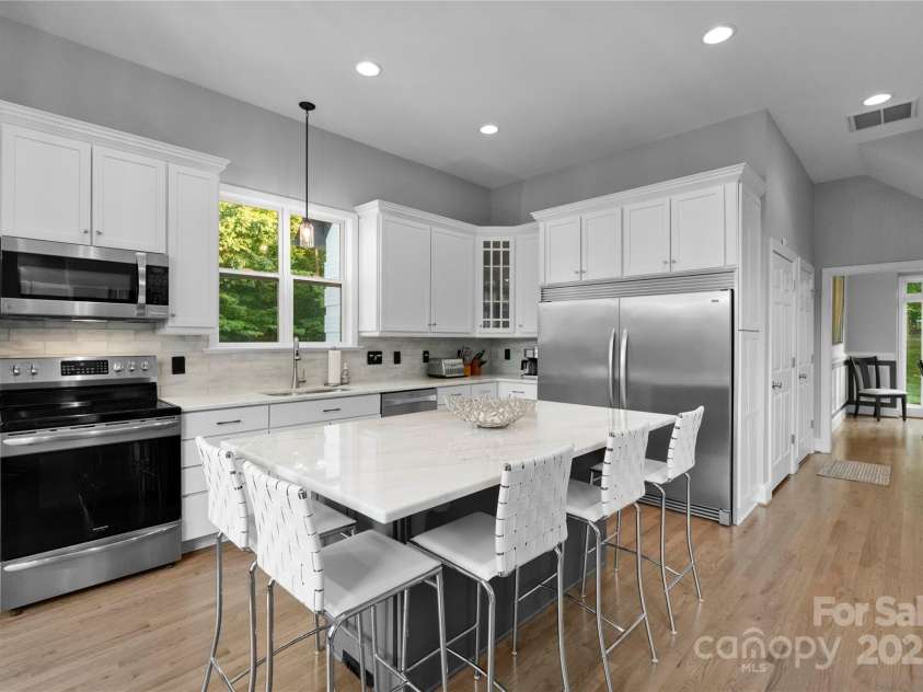 578 Normandy Road, Mooresville, NC 28117.  MLS# CAR4292446, YatesRealty ID 34328. 