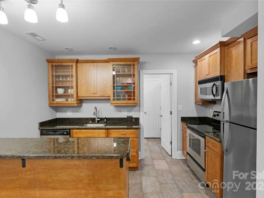 578 Normandy Road, Mooresville, NC 28117.  MLS# CAR4292446, YatesRealty ID 34328. 