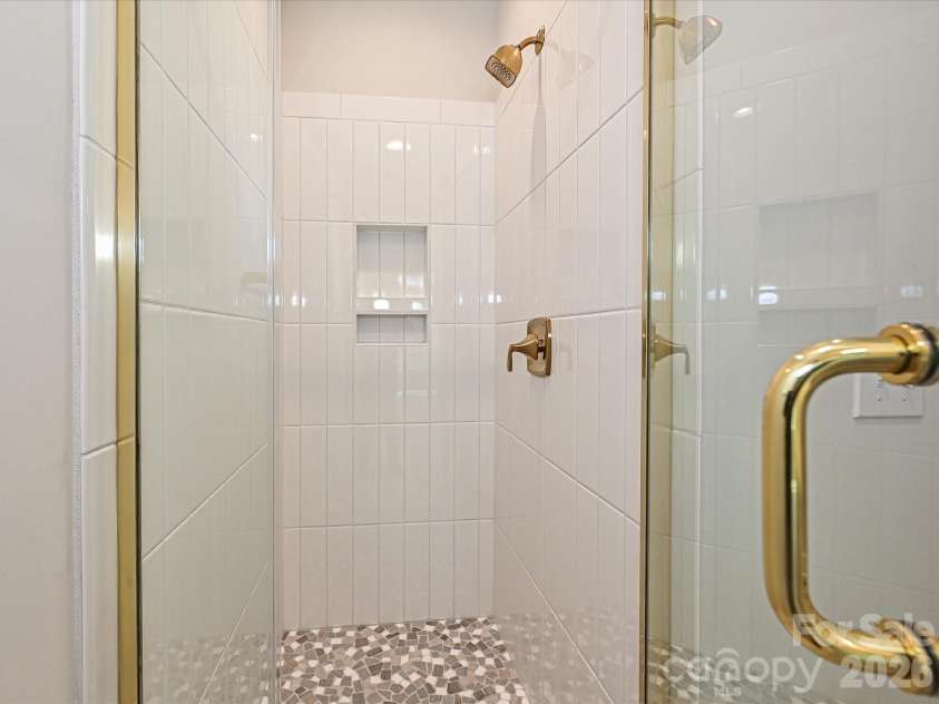 1217 34th Street, Charlotte, NC 28205.  MLS# CAR4139009, YatesRealty ID 3433. Premier Bath