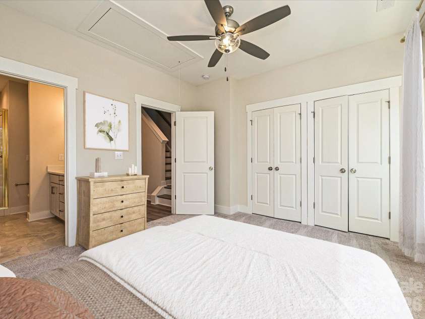 1217 34th Street, Charlotte, NC 28205.  MLS# CAR4139009, YatesRealty ID 3433. Primary Suite - Virtually Staged