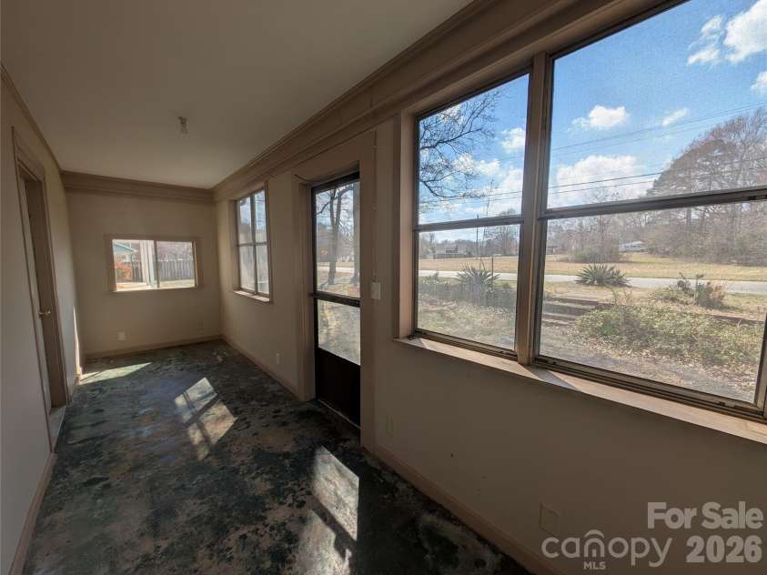 633 Eastway Drive, Troutman, NC 28166.  MLS# CAR4355605, YatesRealty ID 3433. 