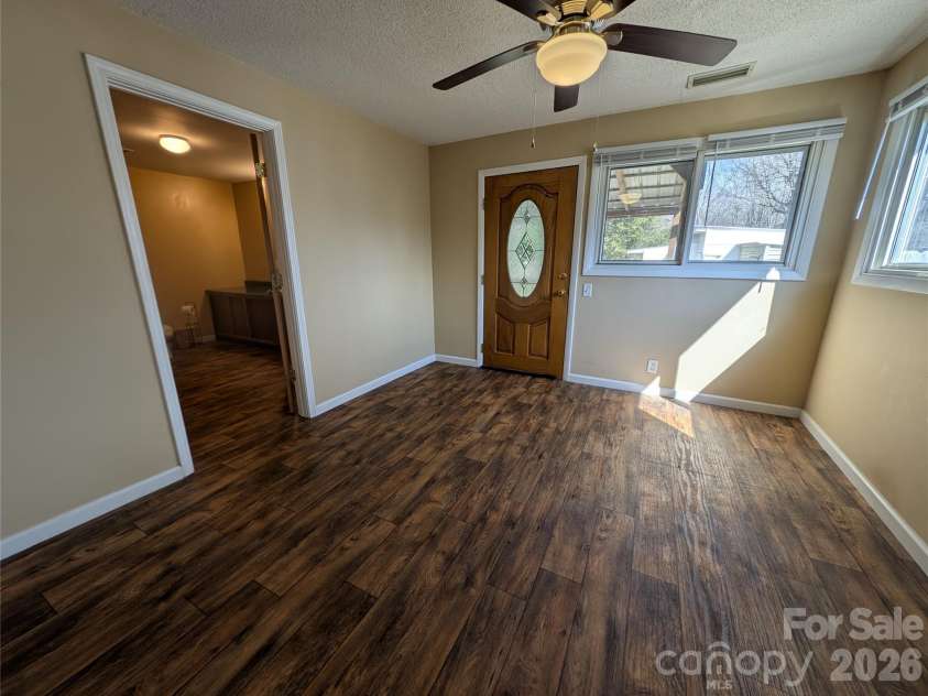 633 Eastway Drive, Troutman, NC 28166.  MLS# CAR4355605, YatesRealty ID 3433. 