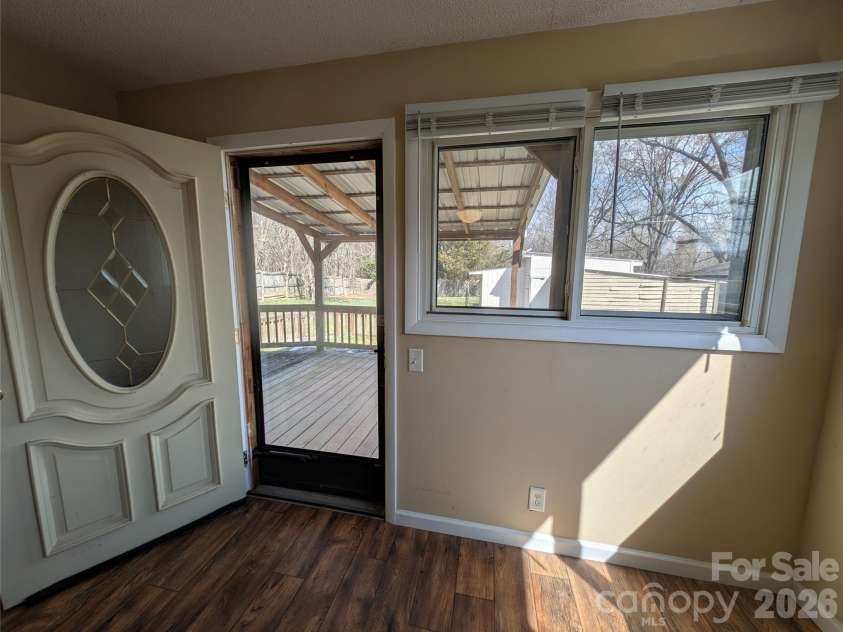633 Eastway Drive, Troutman, NC 28166.  MLS# CAR4355605, YatesRealty ID 3433. 