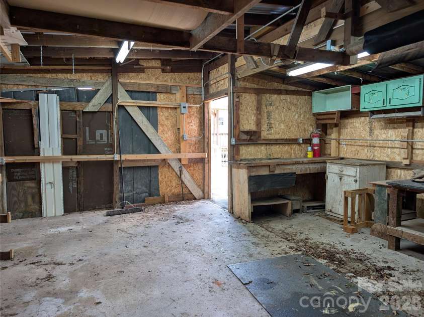 633 Eastway Drive, Troutman, NC 28166.  MLS# CAR4355605, YatesRealty ID 3433. 