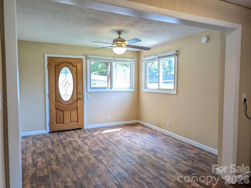633 Eastway Drive, Troutman, NC 28166.  MLS# CAR4355605, YatesRealty ID 3433. 