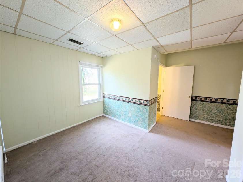 633 Eastway Drive, Troutman, NC 28166.  MLS# CAR4355605, YatesRealty ID 3433. 