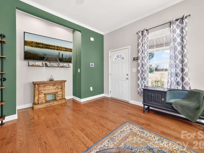 950 Lucas Street, Rock Hill, SC 29730.  MLS# CAR4397702, YatesRealty ID 34330. 