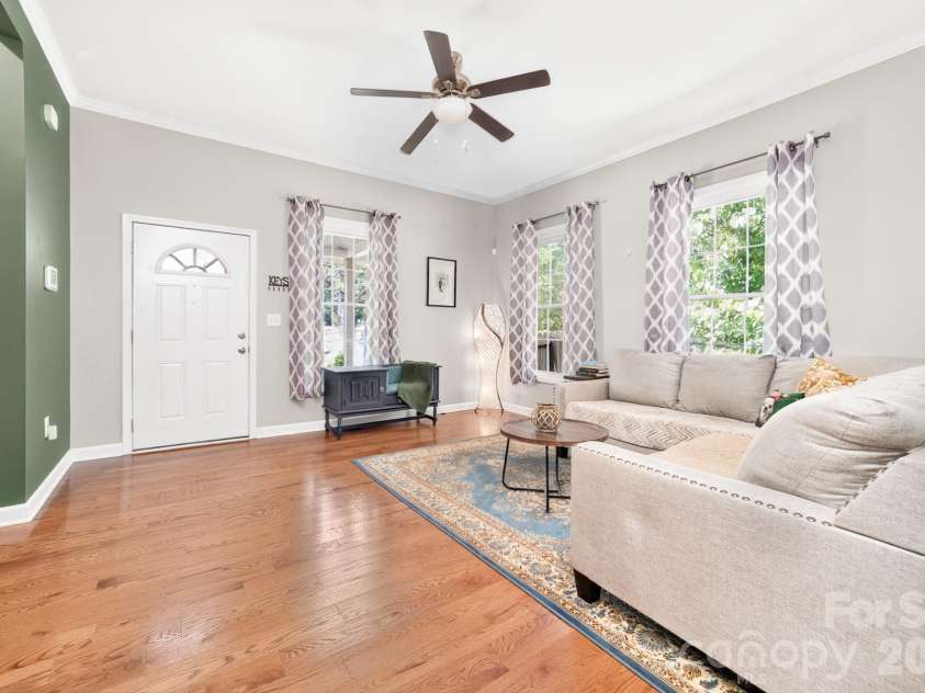 950 Lucas Street, Rock Hill, SC 29730.  MLS# CAR4397702, YatesRealty ID 34330. 