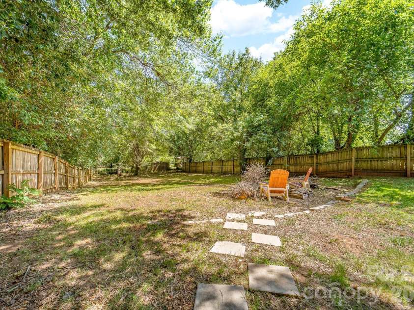 950 Lucas Street, Rock Hill, SC 29730.  MLS# CAR4397702, YatesRealty ID 34330. 