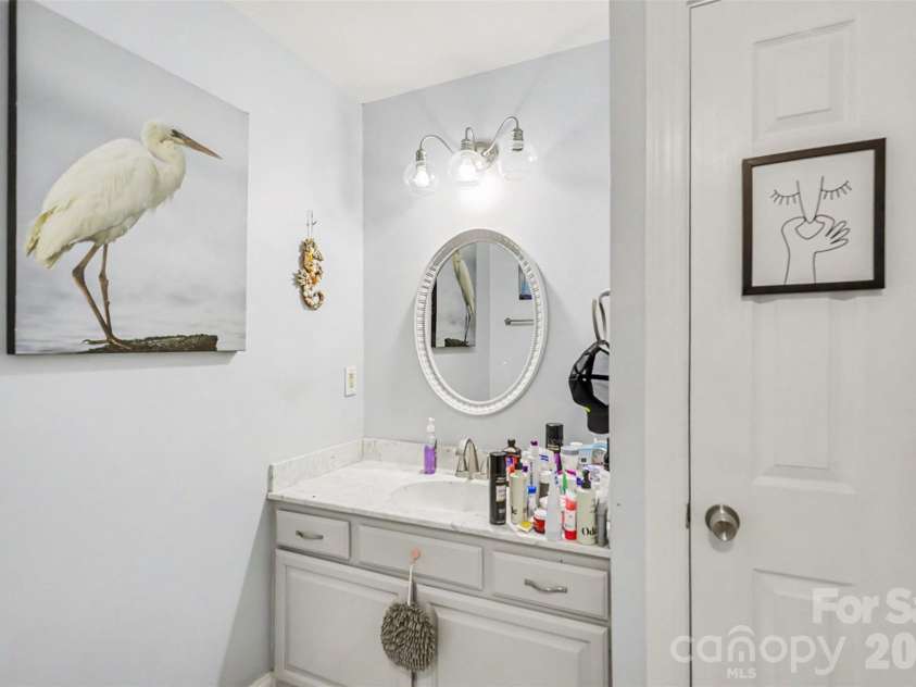 1318 Crown Ridge Drive, Fort Mill, SC 29708.  MLS# CAR4393274, YatesRealty ID 34331. 