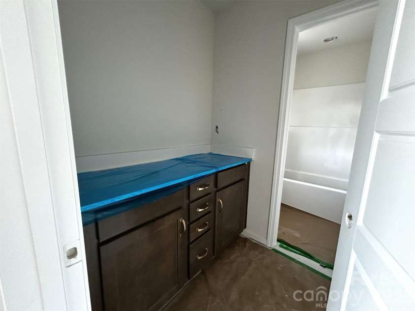 4709 Hopsack Drive, Indian Trail, NC 28079.  MLS# CAR4367464, YatesRealty ID 34333. Bath 2