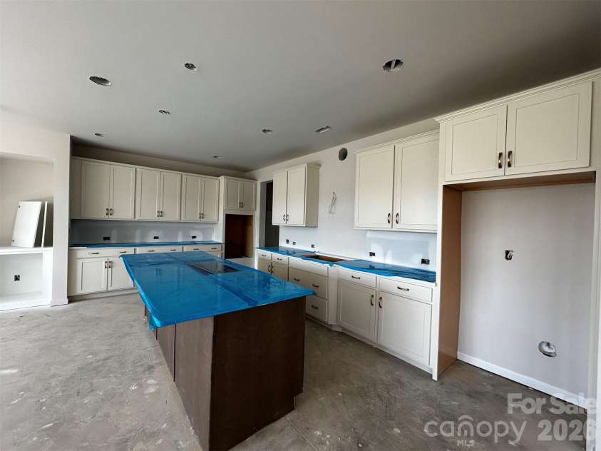 4709 Hopsack Drive, Indian Trail, NC 28079.  MLS# CAR4367464, YatesRealty ID 34333. Kitchen