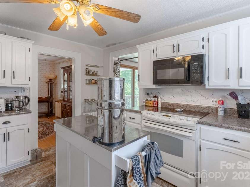 56 Brevard Road, Asheville, NC 28806.  MLS# CAR4293196, YatesRealty ID 34333. Kitchen
