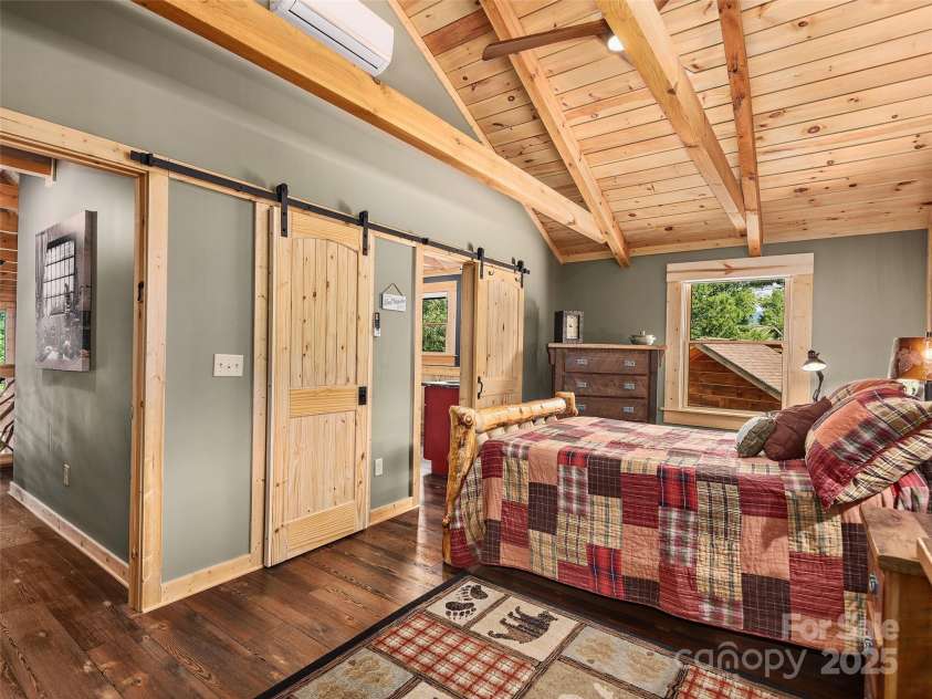 1439 Mountain Parkway, Mill Spring, NC 28756.  MLS# CAR4294167, YatesRealty ID 34334. 