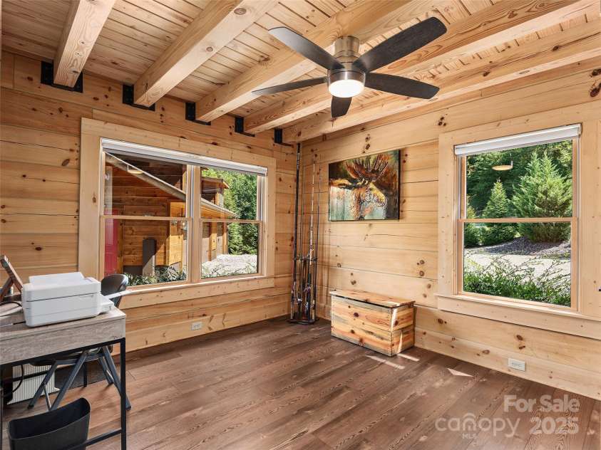 1439 Mountain Parkway, Mill Spring, NC 28756.  MLS# CAR4294167, YatesRealty ID 34334. 