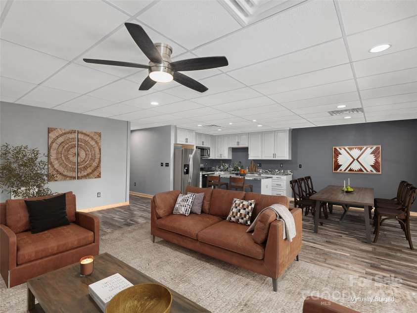 1439 Mountain Parkway, Mill Spring, NC 28756.  MLS# CAR4294167, YatesRealty ID 34334. 