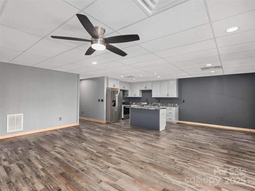 1439 Mountain Parkway, Mill Spring, NC 28756.  MLS# CAR4294167, YatesRealty ID 34334. 