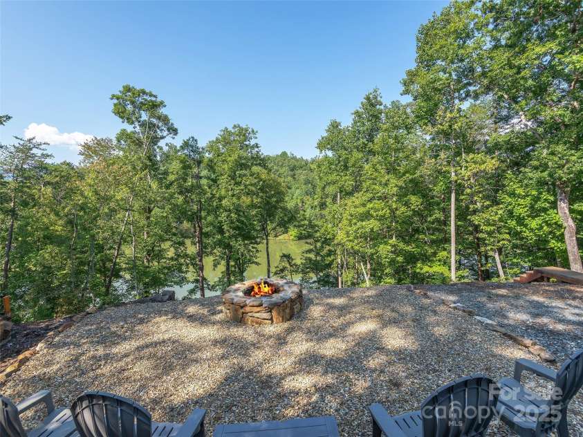 1439 Mountain Parkway, Mill Spring, NC 28756.  MLS# CAR4294167, YatesRealty ID 34334. 