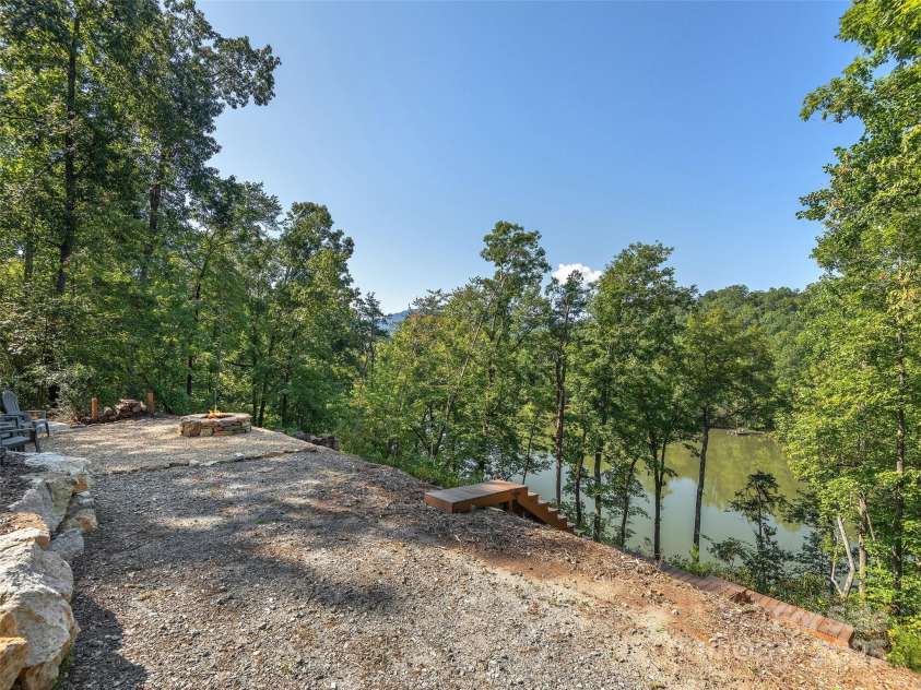 1439 Mountain Parkway, Mill Spring, NC 28756.  MLS# CAR4294167, YatesRealty ID 34334. 