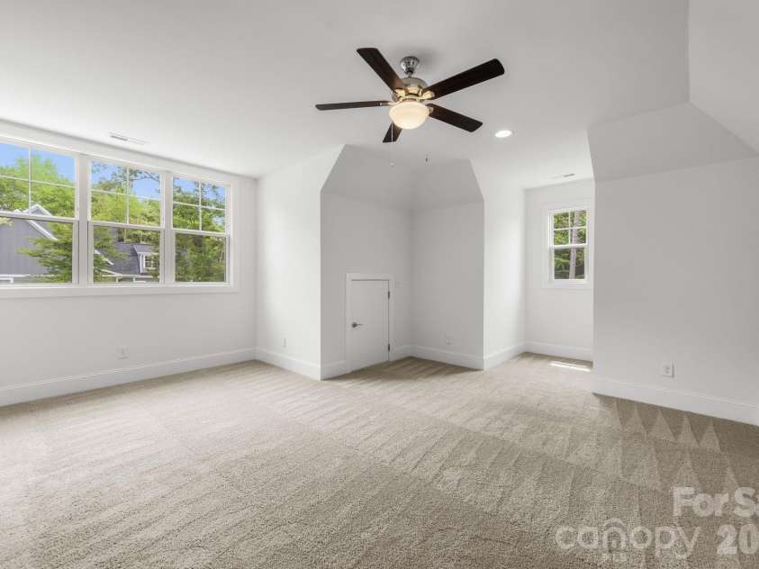 3207 James Plantation Drive, Denver, NC 28037.  MLS# CAR4393693, YatesRealty ID 34334. 