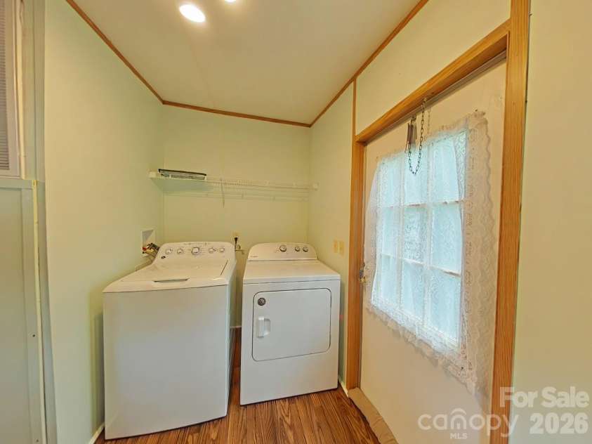 727 O Malleys Court, Clover, SC 29710.  MLS# CAR4396712, YatesRealty ID 34335. Utility Room