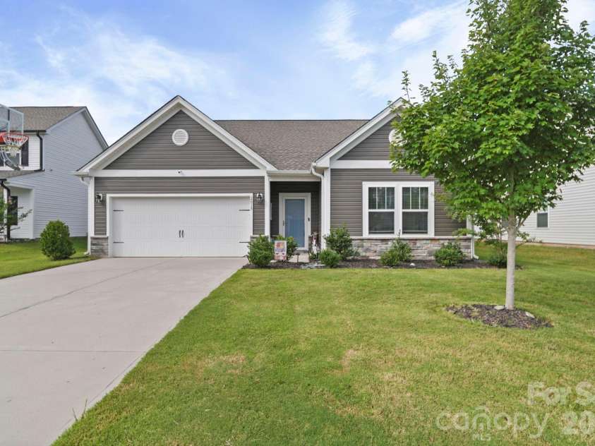 2015 McDonald Drive, Stanfield, NC 28163.  MLS# CAR4419202, YatesRealty ID 34336. 
