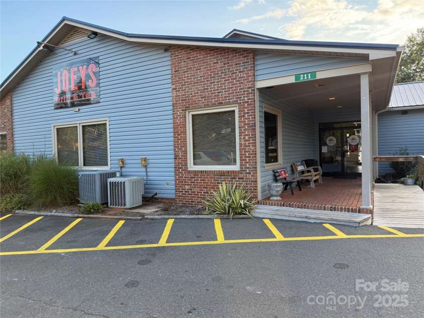 111 Club House Extension, New London, NC 28127.  MLS# CAR4295285, YatesRealty ID 34337. Joeys Grill and Tap, good food and spirits