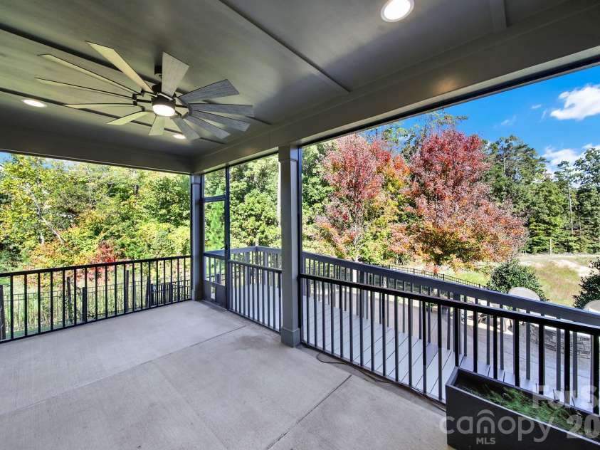 989 Emory Lane, Fort Mill, SC 29708.  MLS# CAR4356402, YatesRealty ID 34337. 