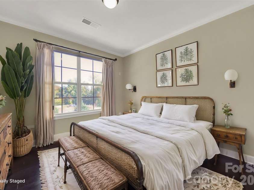 989 Emory Lane, Fort Mill, SC 29708.  MLS# CAR4356402, YatesRealty ID 34337. Downstairs bedroom