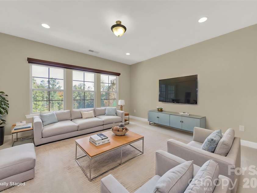 989 Emory Lane, Fort Mill, SC 29708.  MLS# CAR4356402, YatesRealty ID 34337. Loft/ game room upstairs, custom shades