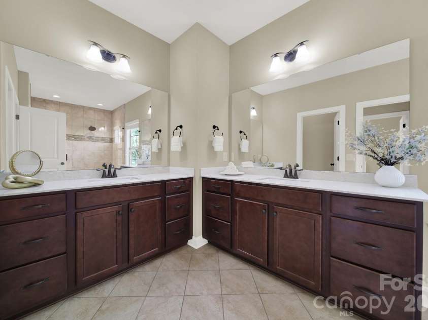 989 Emory Lane, Fort Mill, SC 29708.  MLS# CAR4356402, YatesRealty ID 34337. Primary bathroom