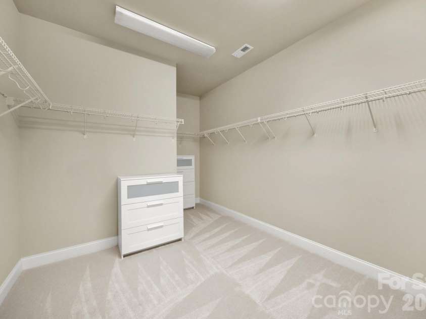 989 Emory Lane, Fort Mill, SC 29708.  MLS# CAR4356402, YatesRealty ID 34337. Primary closet