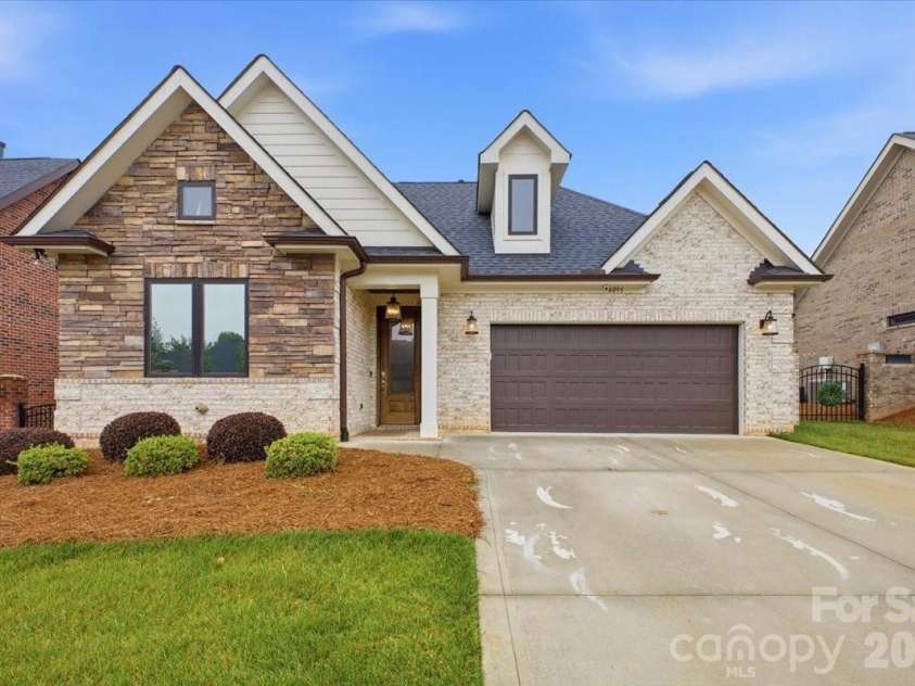 6095 Gold Springs Way, Denver, NC 28037.  MLS# CAR4387574, YatesRealty ID 34338. 